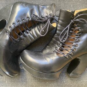 Fluevog Prepare Hi Venture W9